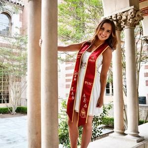 Meet your Posher, Carly